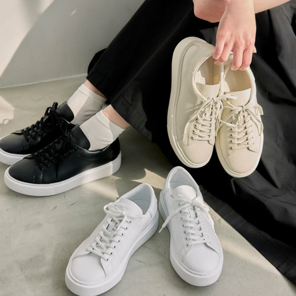 スタイルアップコートスニーカー