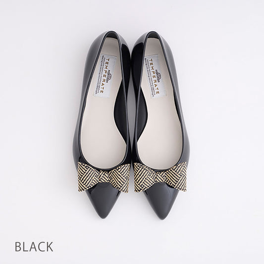 【TEMPERATE】MILLA_ビッグリボン付エナメルフラットシューズ（晴雨兼用）