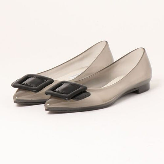 【TEMPERATE】NINA_スクエアモチーフ付エナメルフラットシューズ（晴雨兼用）