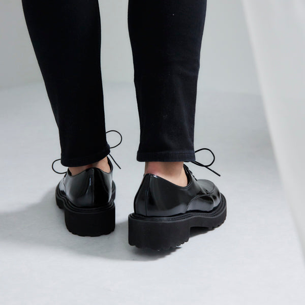 【レイン対応】ガラスコートレースアップシューズ