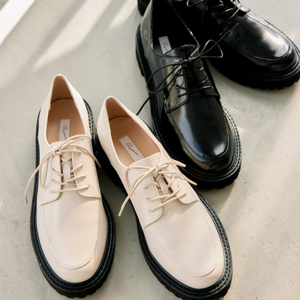 【レイン対応】ガラスコートレースアップシューズ