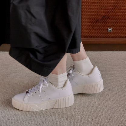 厚底ウェッジソールスニーカー