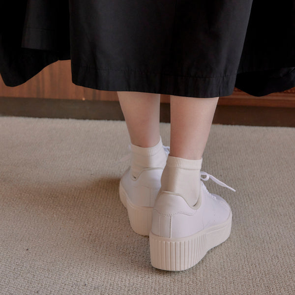 厚底ウェッジソールスニーカー