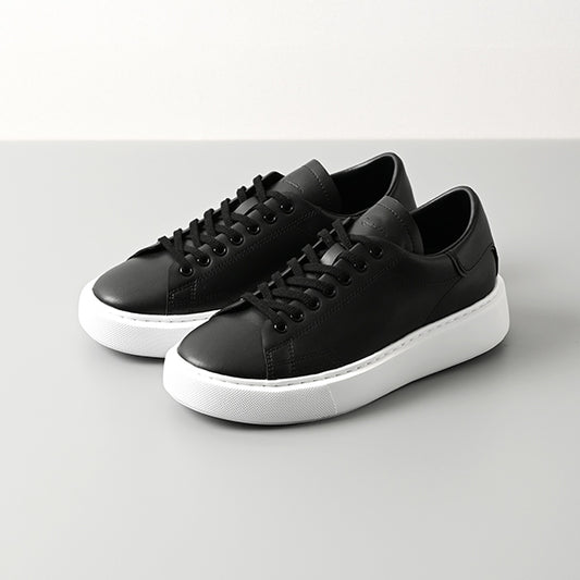 スタイルアップコートスニーカー