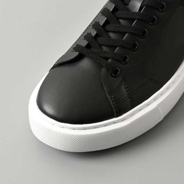 スタイルアップコートスニーカー