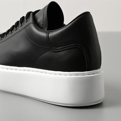 スタイルアップコートスニーカー