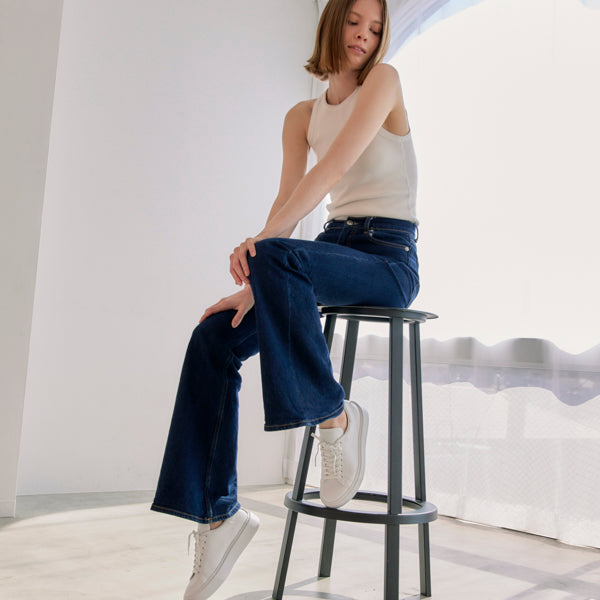 スタイルアップコートスニーカー