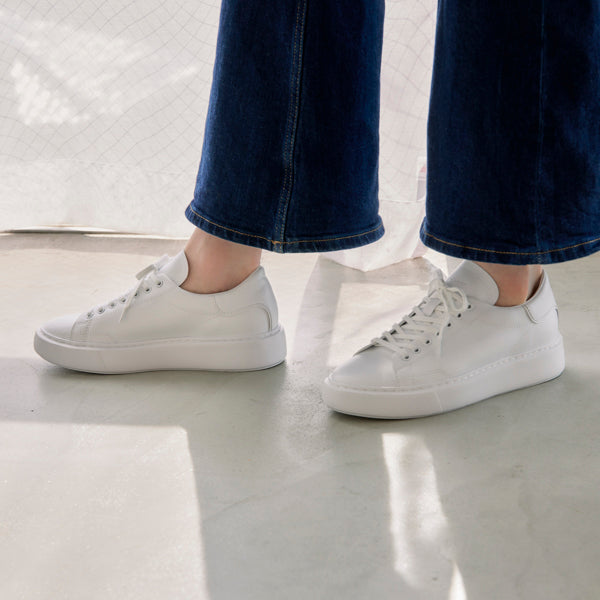 スタイルアップコートスニーカー