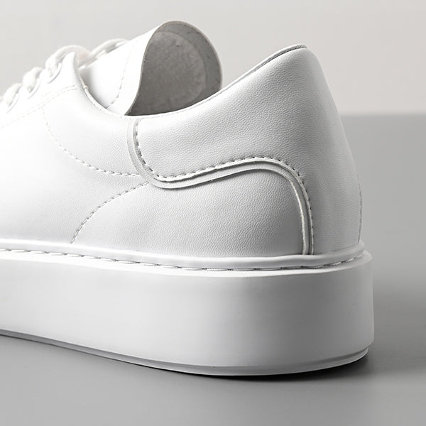 スタイルアップコートスニーカー