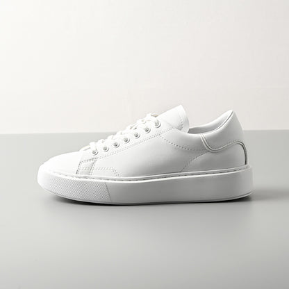 スタイルアップコートスニーカー