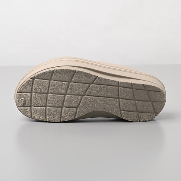 超軽量厚底リカバリーサンダル